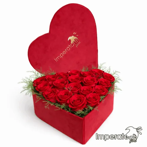 Box e bouquet di rose rosse